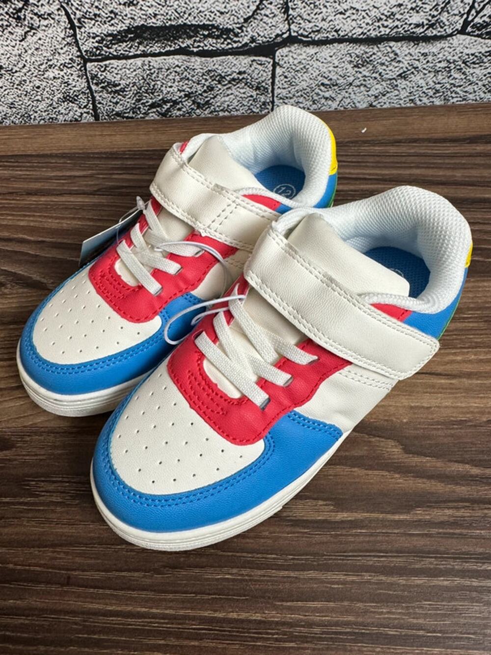 Kids Cat & Jack Jaid Sneakers - Size 12
